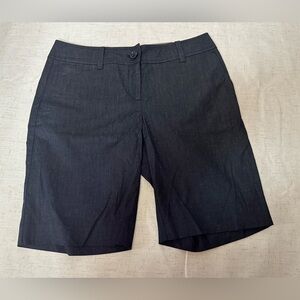 Ann Taylor Signature Shorts Womens Size 4 Dark Blue Lightweight Stretch Bermuda